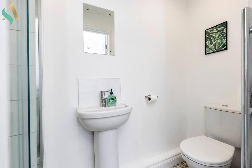 5 Double Bedrooms With Ensuites - Teesside House Tsac Redcar Exterior photo